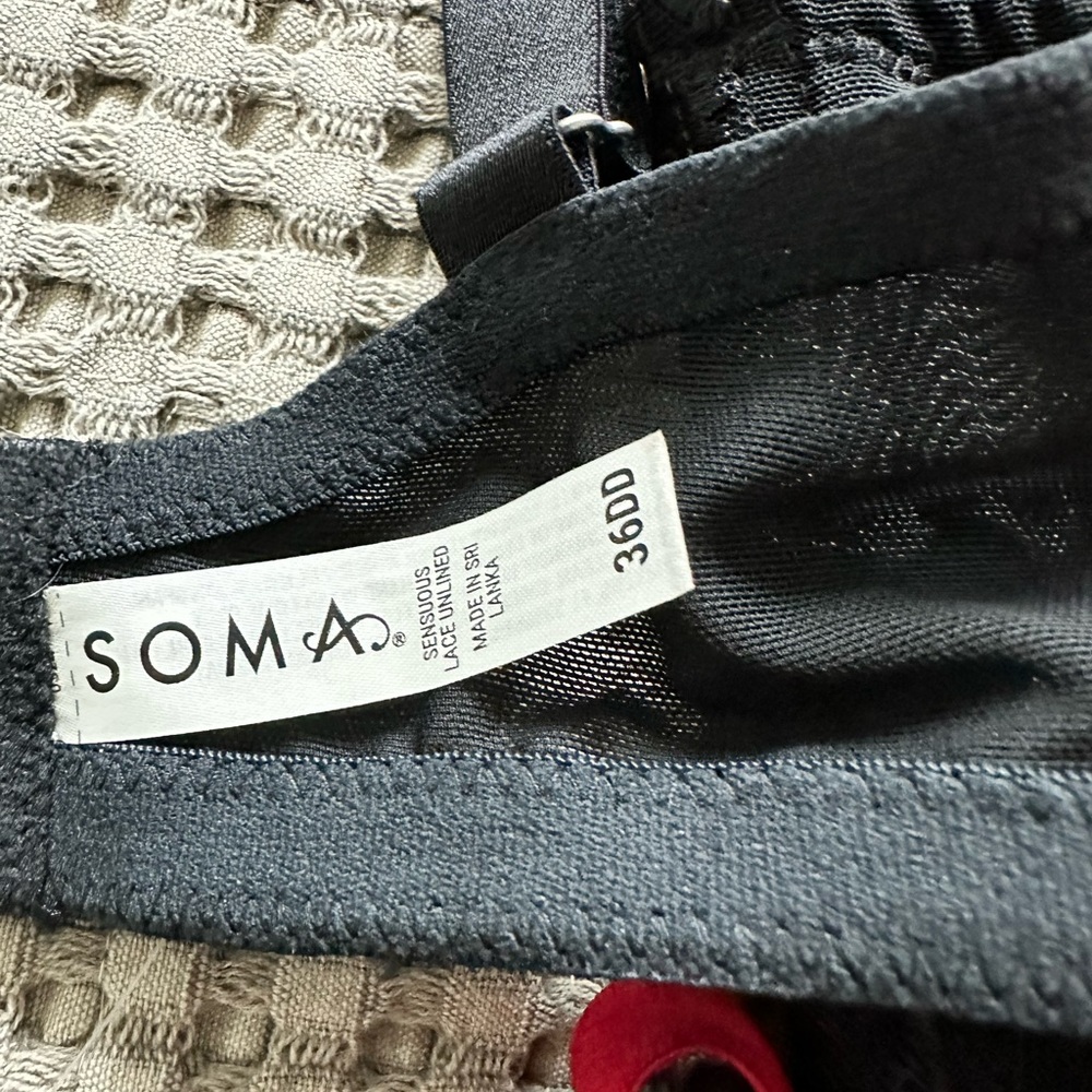 SOMA Lace Bras - Picture 4 of 4